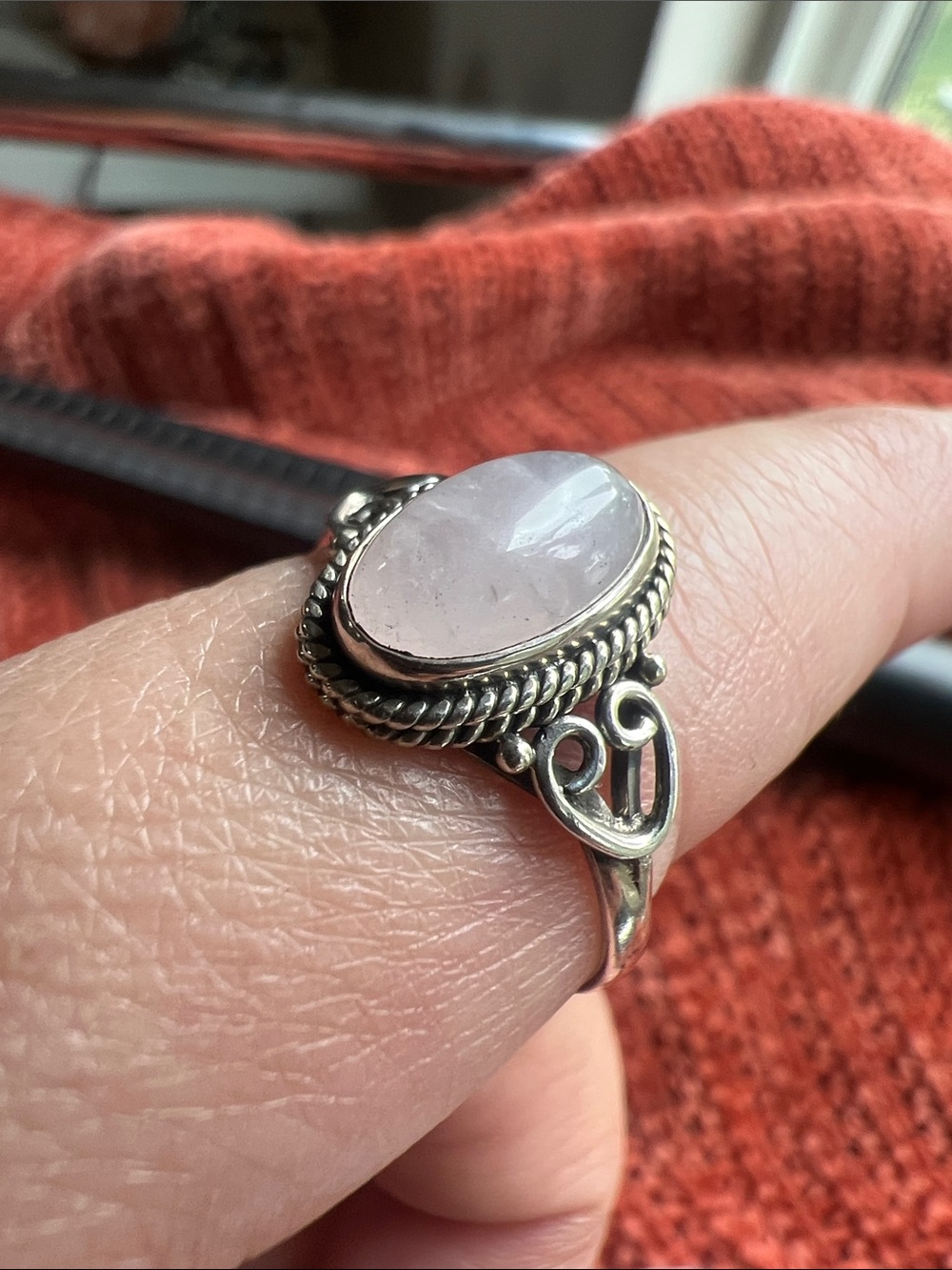 Sterling Silver Rose Quartz Oval Ring - Pink Gemstone - Picture 9 of 9